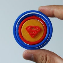 Super homen giroscópio brinquedos jogos DC Comics heróis inquietação spinner 3d print model - Mito3D