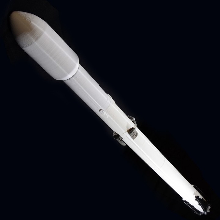 spacex falco 9 modello kit formazione scolastica Drago razzo spazio atterraggio orbita stazione Spaziale riutilizzabile falcon9 dragoncapsule volo spaziale 3D print model - Mito3D