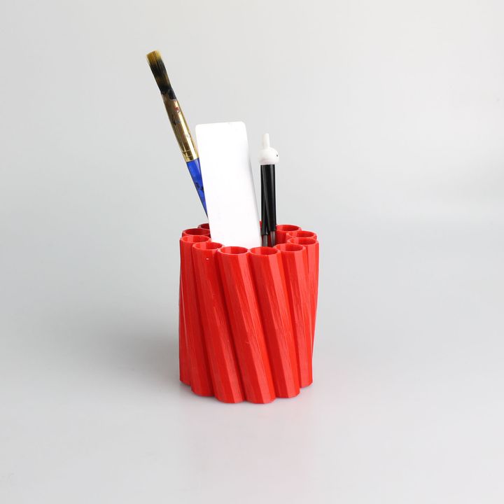 desk pencil holder & garden stationary 3D print model - Mito3D