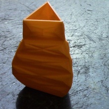 Facile Triangle vase jardin vectaryvase 3d print model - Mito3D