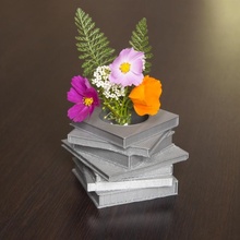 livres empiler vase jardin livre vectaire vecteur 3d print model - Mito3D