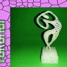 Estatuilla Voronoi hayran Sanat anne heykel 3dlito Eskültür Estatua Estatuiila Figura Madre 3d print model - Mito3D