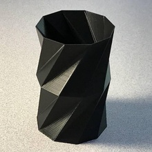 twisted vase & garden 3d print model - Mito3D