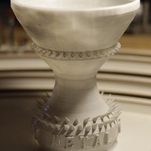 vase lourd métal graal jardin 3d print model - Mito3D