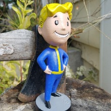 voûte tec garçon figurine Tomber 4 ventilateur art soutenir jouet jeux vidéos Fallout pipboy vaultboy vault figurinevideogame 3d print model - Mito3D
