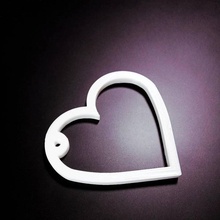 heart simple fashion & accessories gift keychain love romantic valentine valentine's day 3d print model - Mito3D