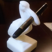 Pelikan caneta suporte jardim ficar pé 3d print model - Mito3D
