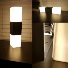modern Quadrat Lampe Garten Birne Licht paywithaprint 3d print model - Mito3D