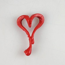 bleeding heart pendant jewellery resin competition-b9-valentines-day 3d print model - Mito3D