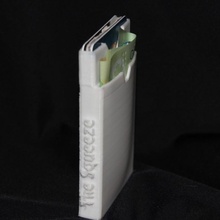 squeeze - slim flexible wallet fashion & accessories cardholder money ninjaflex cards 3d print model - Mito3D
