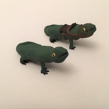 montando lagartos juguetes juegos mazmorras fantasía juego azar lagartija rpg monstruos calabozos Dragones mesa 3d print model - Mito3D