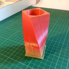 twisted square vase base & garden tinkercad 3d print model - Mito3D