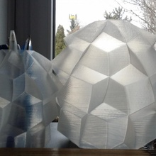 retorcido cubo lámpara jardín florero 3d print model - Mito3D