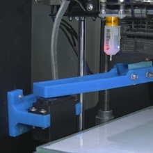 servo impulsado boquilla extrusor limpiaparabrisas brazo construir 3d impresora oozoe servodrivennozzlewiperarm nozzlewiperarm cleannozzle 3d print model - Mito3D
