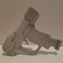 halo ce pistol props & cosplay combat evolved 3d print model - Mito3D