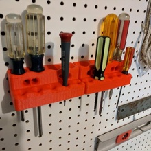 screwdriver holder pegboard & garden 3d print model - Mito3D