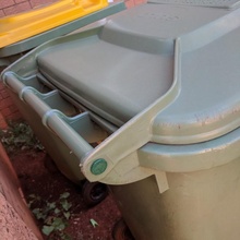 wheelie poubelle épingles jardin Australie 3d print model - Mito3D