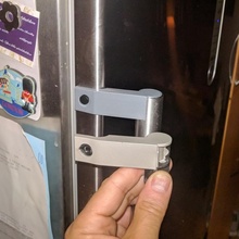 siemens fridge freezer handle bar mount spare parts household handlebar sparepart 3d print model - Mito3D