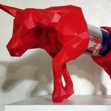 Esso rosso Toro poli upcycling scultura lowpoly redbull 250ml fuelinginnovation 3d print model - Mito3D