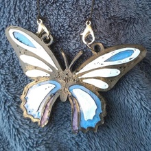 papillon bleu charbonnier bijoux 3d print model - Mito3D