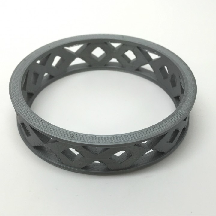 çapraz tarama bilezik mücevher moda aksesuar 3D print model - Mito3D