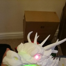 Dragão cabeça brilhando olhos boca brinquedos jogos conduziu luz brilho acender 3d print model - Mito3D