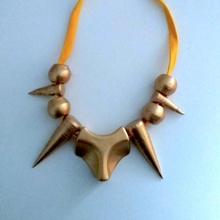 vixen's totem props & cosplay gold necklace superhero dc animalspirit 3d print model - Mito3D