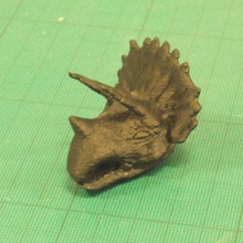 triceratops head toys & games 3d print model - Mito3D