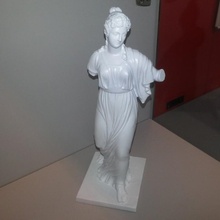 agrippina scultura romano statua 3d scansione formazione scolastica meshmixer artec 3d print model - Mito3D