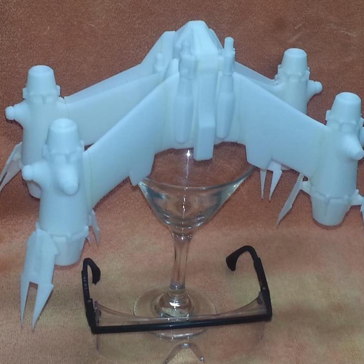 Starfury Babylon 5 Ventilator Kunst Raumschiff 3D print model - Mito3D