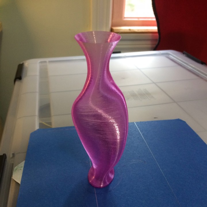 bükülmüş elips 1 Bahçe vazo vazemode spiral mod 3D print model - Mito3D