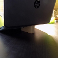 hp Chromebook estante soporte artilugio electrónica partes tecnología accesorios 3d print model - Mito3D