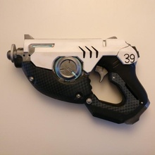 tracer's pulse pistols overwatch props & cosplay gun pistol prop weapon tracer pulsepistols 3d print model - Mito3D