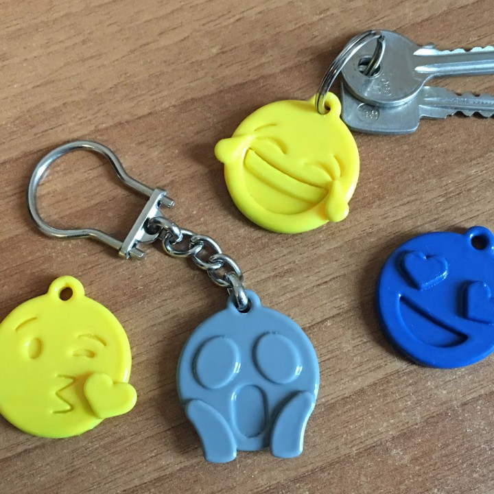 emoji caras llavero Moda accesorios cara contento 3D print model - Mito3D