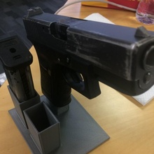 Airsoft glock 19 Pistole Stand Sport draussen Unterstützung gbb glock19 3d print model - Mito3D
