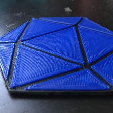 icosaèdre Coaster icoasterheadron jouets Jeux titulaire soutien tasse décoration filament multicolore échanger 3d print model - Mito3D