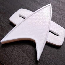étoile randonnée voyageur communication badge ventilateur art costume portable Starfleet 3d print model - Mito3D
