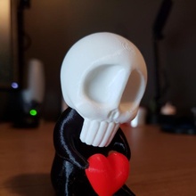 Skullbaby amar brinquedos jogos bebê fofa Sombrio gótico coração crânio chibi 3d print model - Mito3D