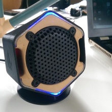 hex shape desktop speaker gadgets & electronics box speakerbox desktopspeaker computerspeaker 3d print model - Mito3D