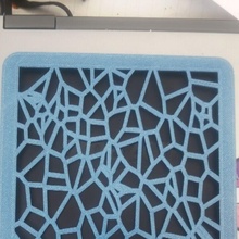 encender caso funda voronoi cut out patrón artilugio electrónica diseño remezclar kindle paperwhite 3d print model - Mito3D