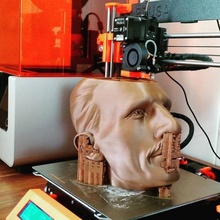 Nikola tesla busto 300mm remezclar educación 300 3d print model - Mito3D