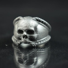 pirate skull ring jewellery halloween cosplay jewelry jewlery 3d print model - Mito3D