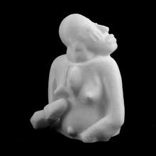 feminine statuette quai branly paris scan 3d print model - Mito3D