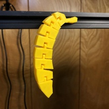lil ' flessuoso nana giocattoli Giochi arte cibo gioco cerniera ornamento giocattolo casuale articolato Banana floppy 3d print model - Mito3D