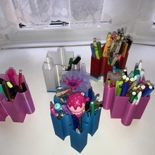 amusement scie sauteuse stylo pots jardin modulaire pot espace rangement organisation 3d print model - Mito3D