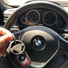 BMW pilotage roue porte clés 328i bimmer 3d print model - Mito3D