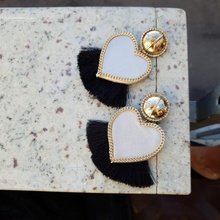 heart earrings 3d print model - Mito3D