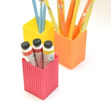 simple caddy & garden holder box case office organiser stationery tools vase pencils decor zigzag spiralize 3d print model - Mito3D
