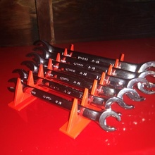 6 yuva İngiliz anahtarı Kulp destek v2 tinkercad 3d print model - Mito3D