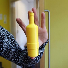 miniature prop bottiglia supporto libero giochi giocattoli 3d print model - Mito3D